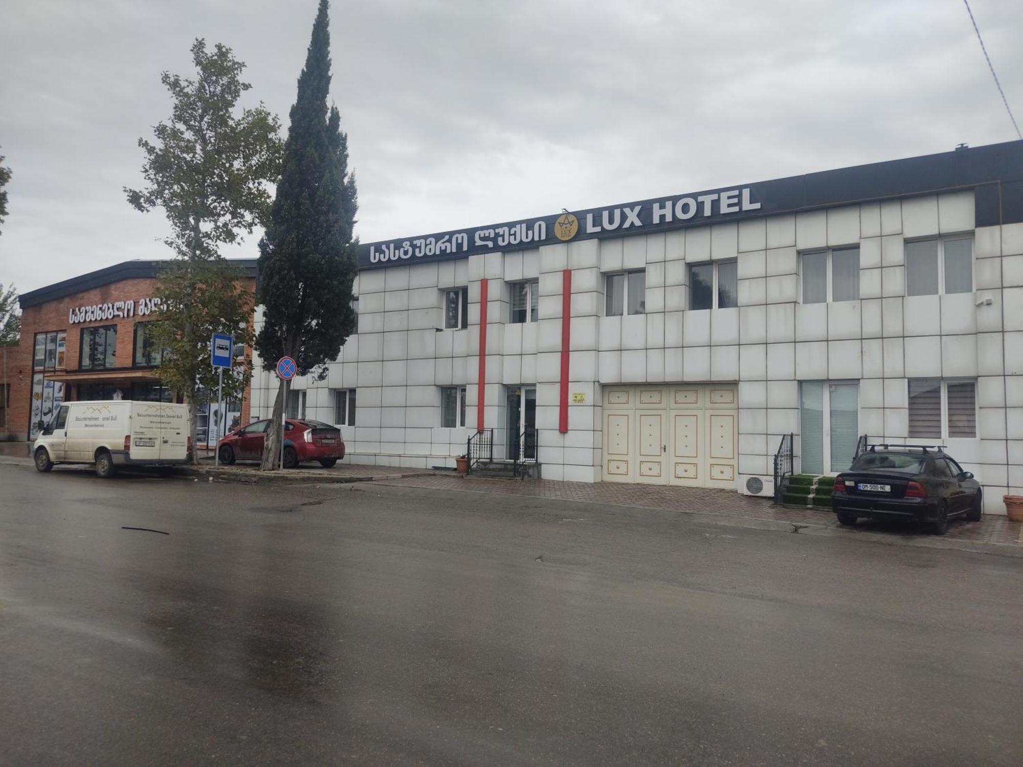 Hotel Lux Tbiliszi Kültér fotó
